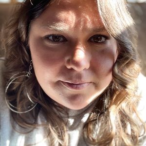 Meet your Posher, Bobbie